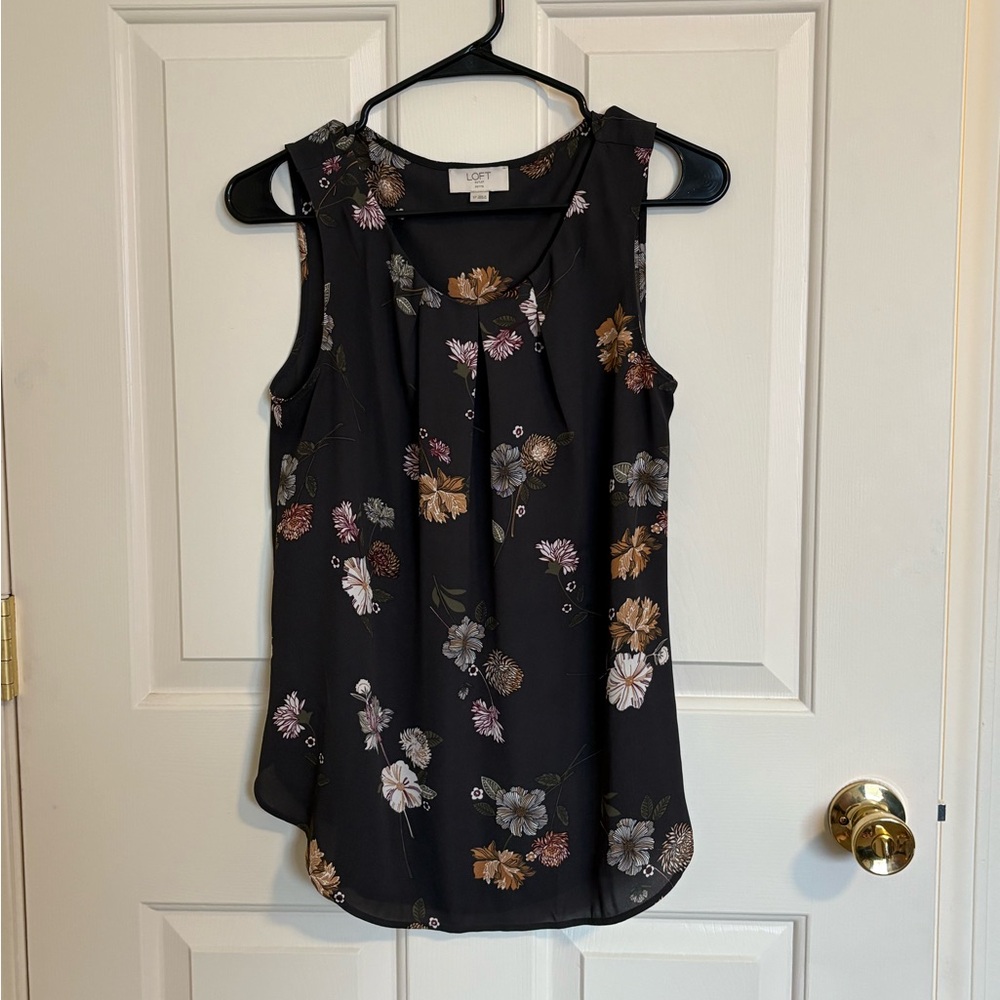 LOFT Black and Pink Pleated Sleeveless Tank Top